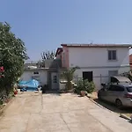 Zupan *